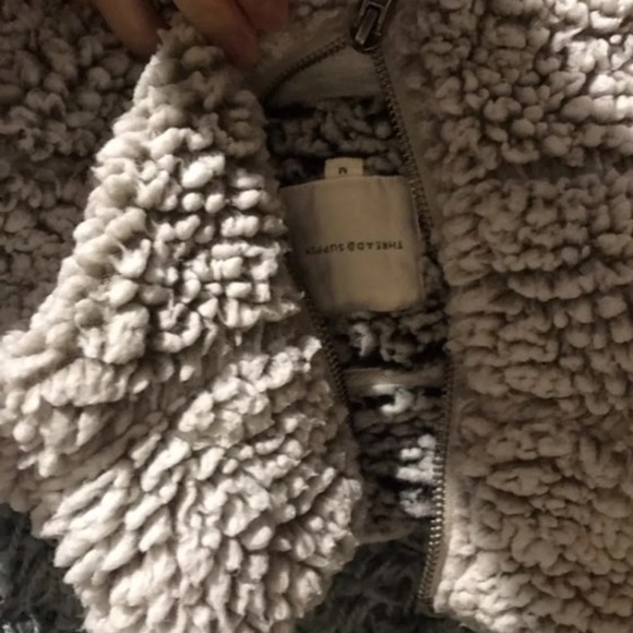 Thread and Supply Sherpa/Fuzzy Quaterzip - Picture 4 of 4